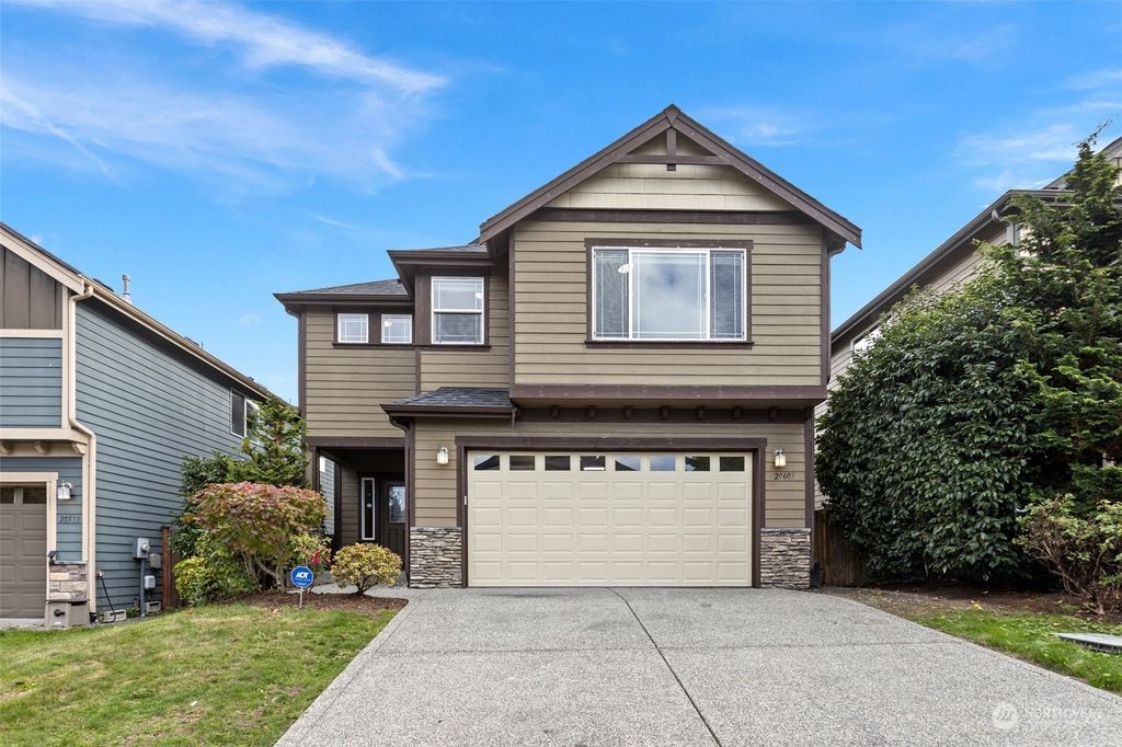 Photo of 20603 Meridian Avenue S, Lynnwood, WA 98036 (MLS # 2298597)