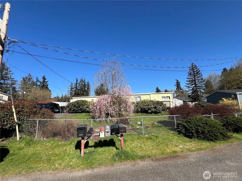 Photo of 25509 33rd Avenue Ct E, Spanaway, WA 98387 (MLS # 2504945)