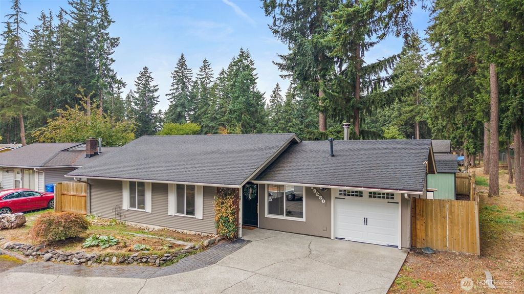 Photo of 19250 SE 268th Street, Covington, WA 98042 (MLS # 2441523)
