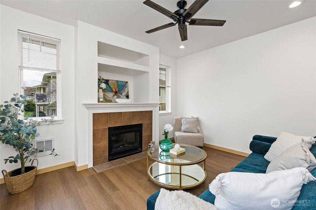 Photo of 6129 Lindsay Drive SE #C8, Auburn, WA 98092 (MLS # 2464333)