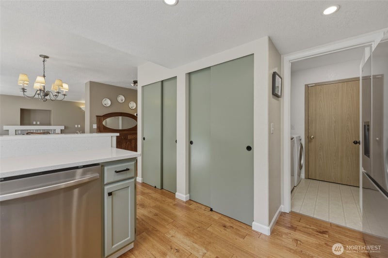 5049 50th Court SE