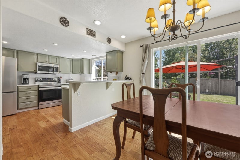 5049 50th Court SE