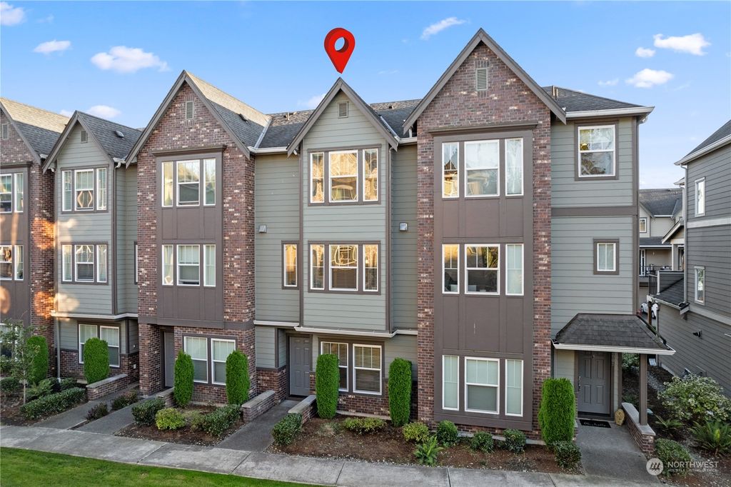 Photo of 2003 113th Place SE, Everett, WA 98208 (MLS # 2292282)