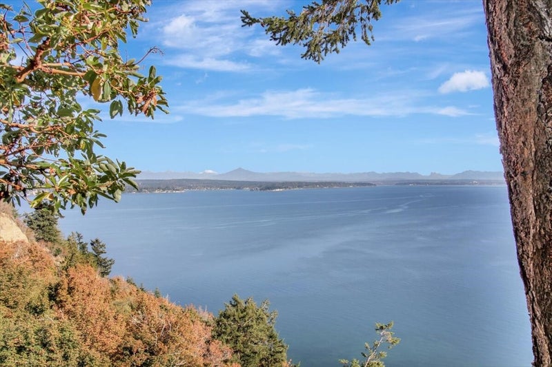 5100 South Camano Drive