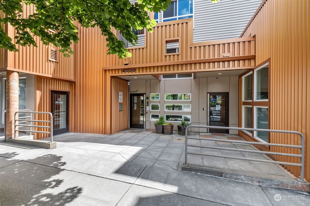 Photo of 4020 Aurora Avenue N #414, Seattle, WA 98103 (MLS # 2189932)