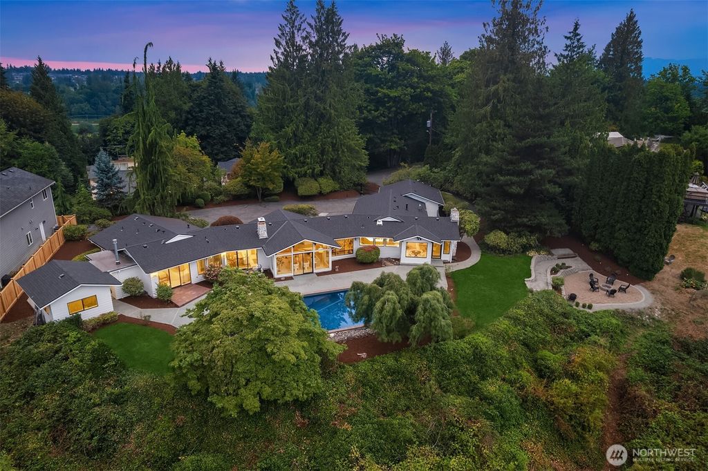 Photo of 111 E Rivmont Drive, Monroe, WA 98272 (MLS # 2396453)