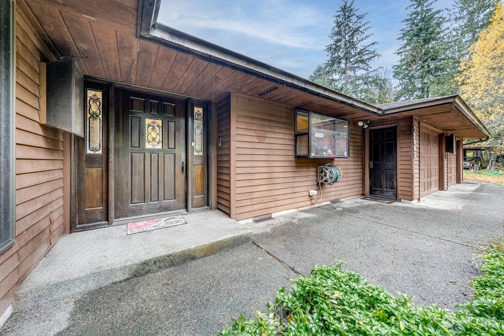 Photo of 12903 74th Street NE, Lake Stevens, WA 98258 (MLS # 2178277)