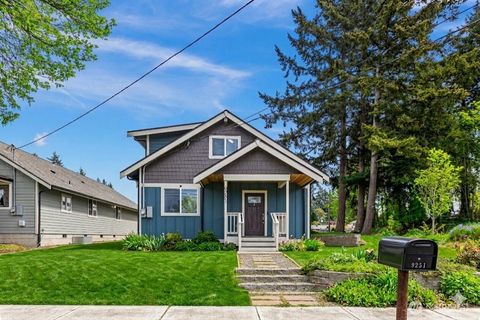 Photo of 9251 S Park Avenue, Tacoma, WA 98444 (MLS # 2511170)