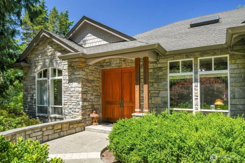Photo of 1148 SW Shorebrook Drive, Normandy Park, WA 98166 (MLS # 2409165)