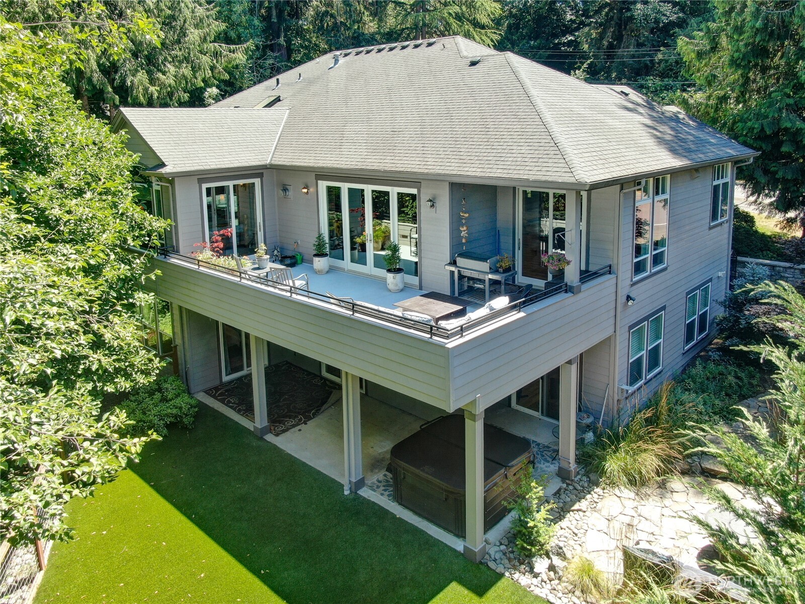 1148 SW Shorebrook Drive