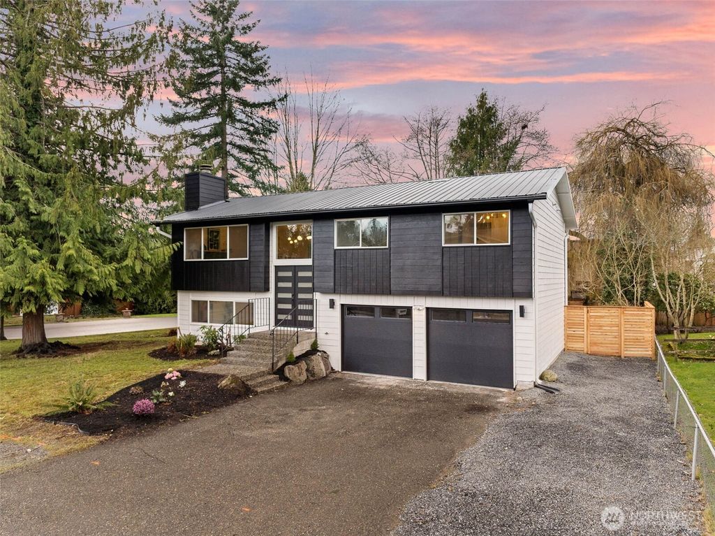 Photo of 15124 45TH Place, Lynnwood, WA 98087 (MLS # 2482402)