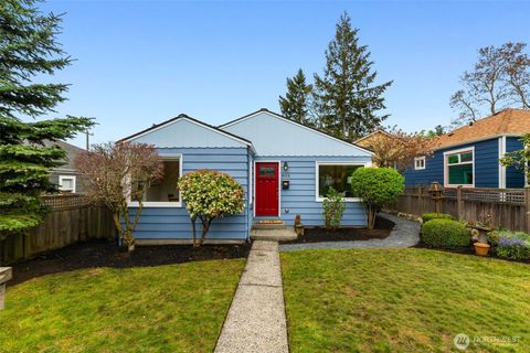 Photo of 8115 34th Avenue SW, Seattle, WA 98126 (MLS # 2507076)