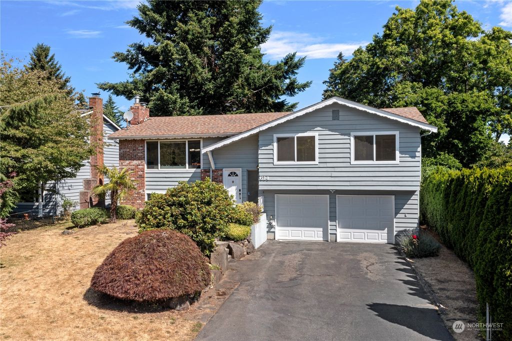 Photo of 614 NW 182nd Street, Shoreline, WA 98177 (MLS # 2269006)
