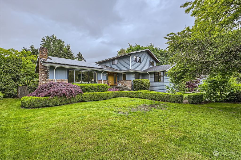Photo of 2410 NE 123rd Street, Seattle, WA 98125 (MLS # 2244358)