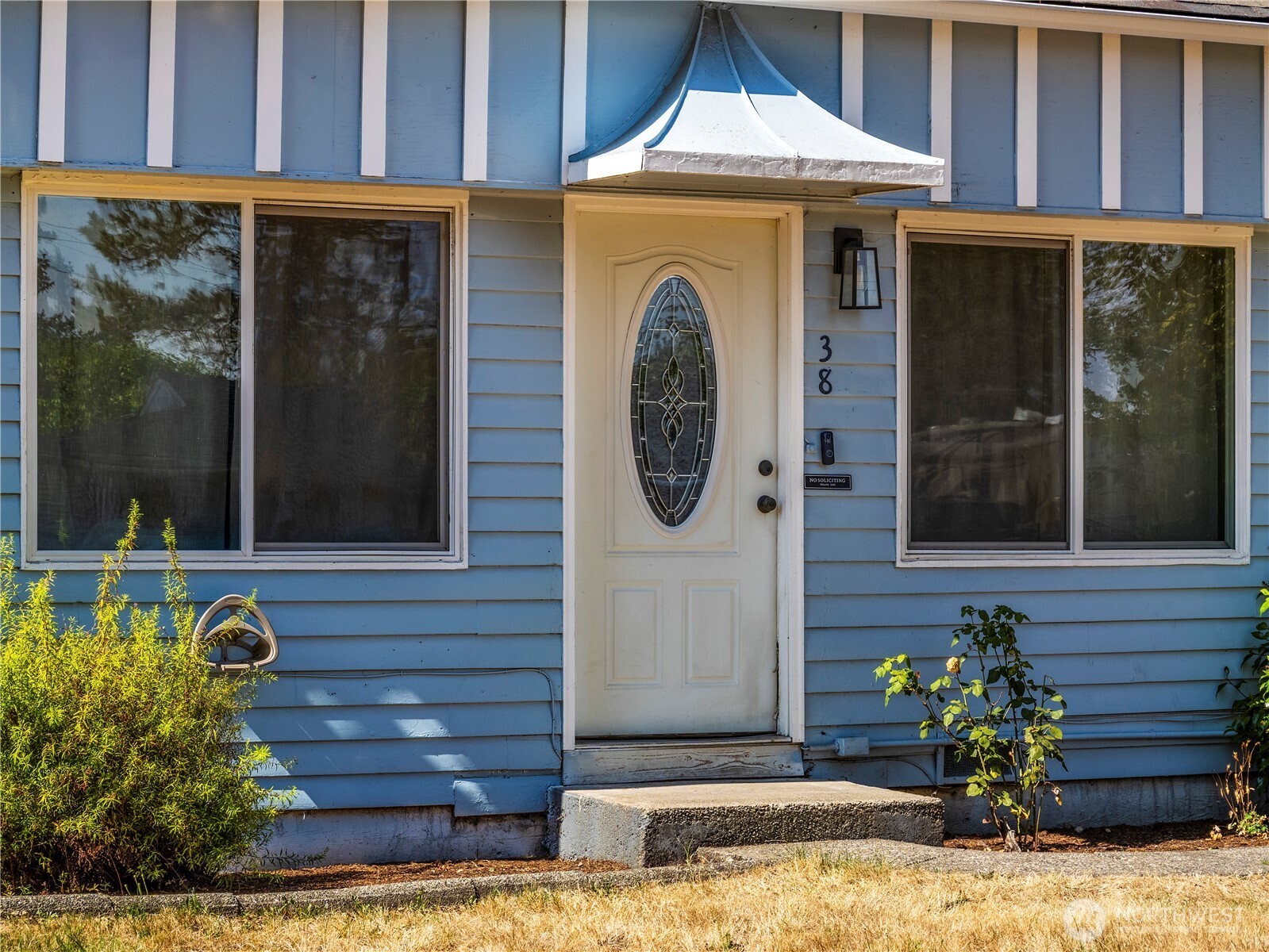 38 Beverly Drive SW