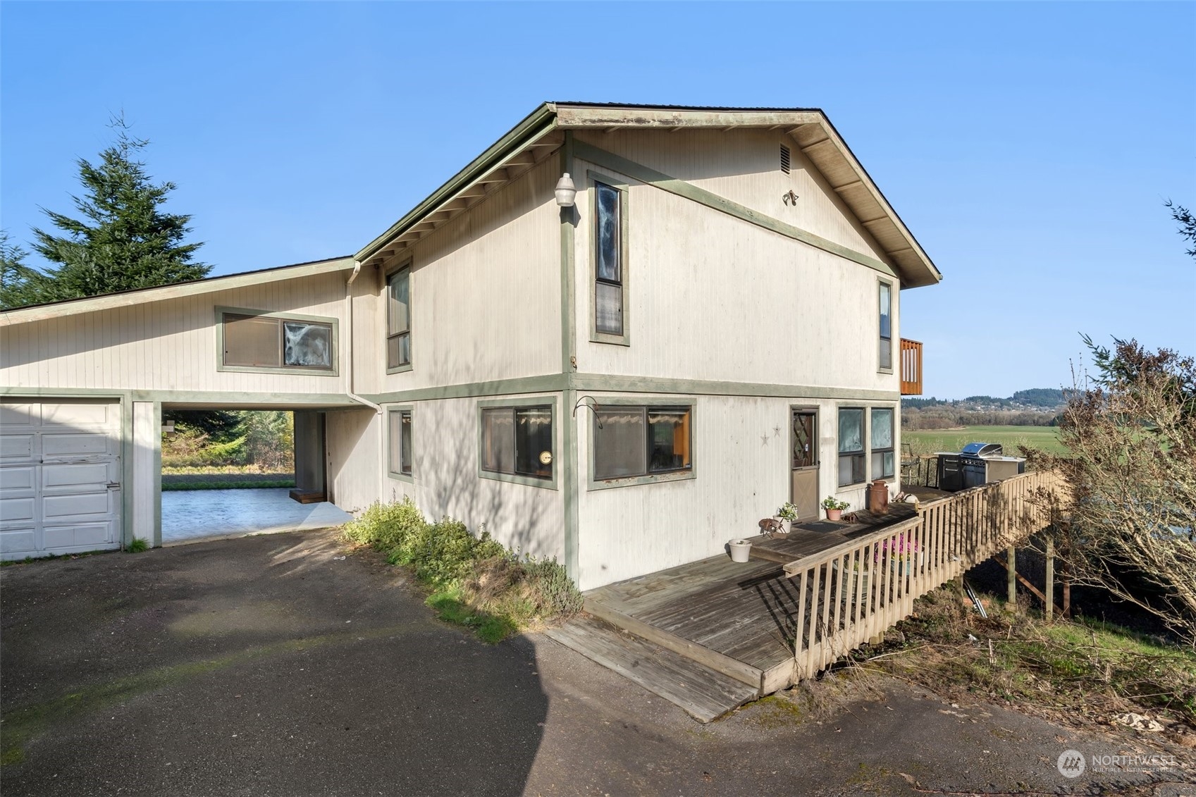 107 Alexander Drive