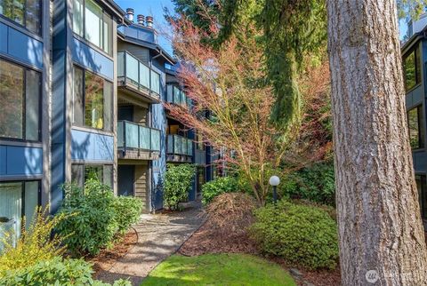 Photo of 1819 N 107th Street #204, Seattle, WA 98133 (MLS # 2494817)