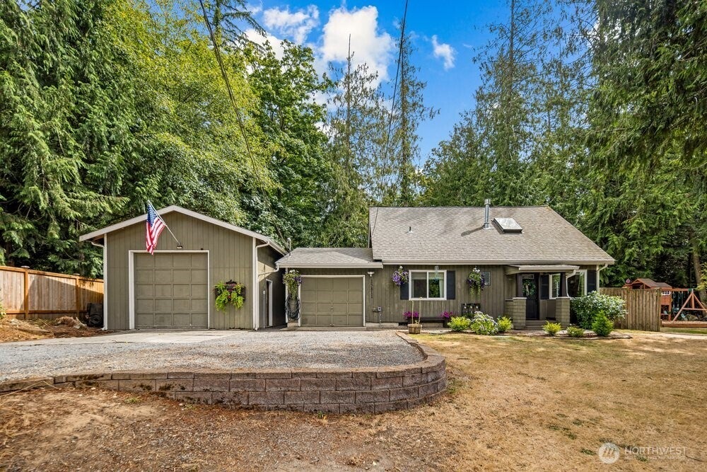 Photo of 15811 32nd Drive W, Stanwood, WA 98292 (MLS # 2575557)