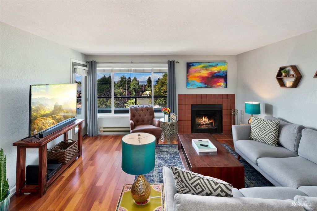 Photo of 6055 35th Avenue SW #202, Seattle, WA 98126 (MLS # 1992375)