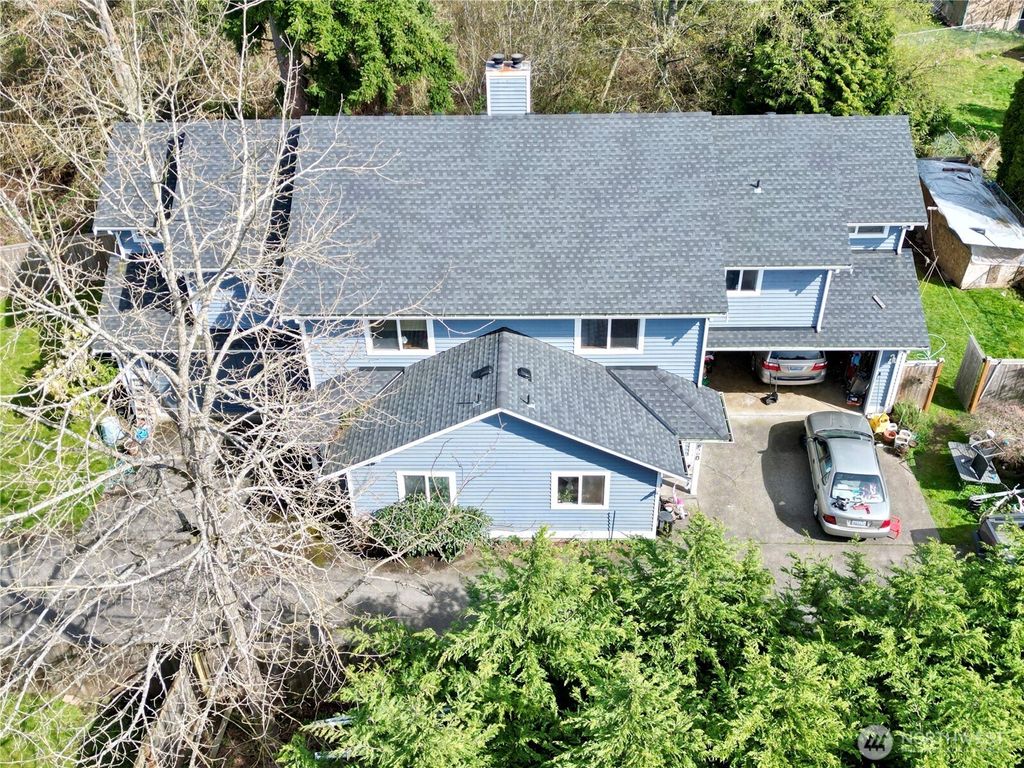 Photo of 630 90th Street SW #A/B, Everett, WA 98204 (MLS # 2479058)