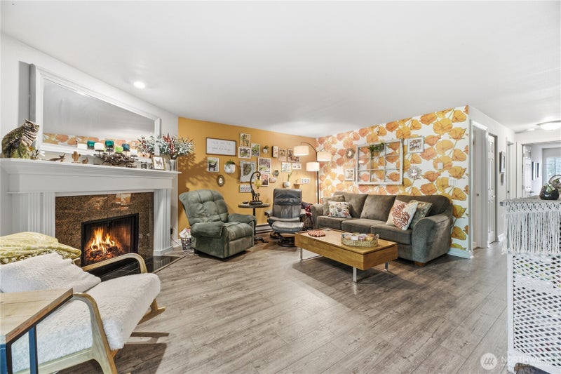 7309 N Skyview Place F204