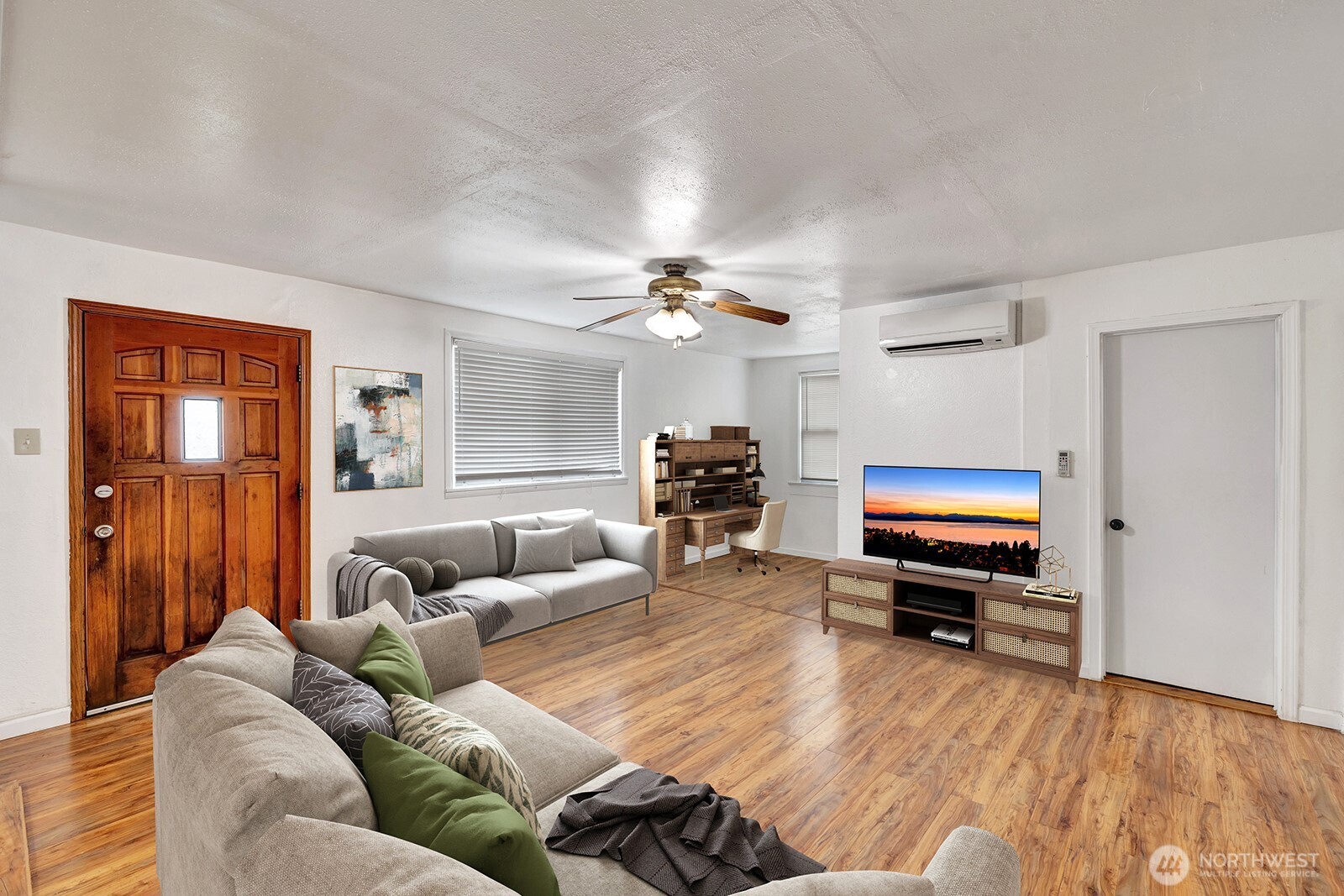 7235 S monroe Street