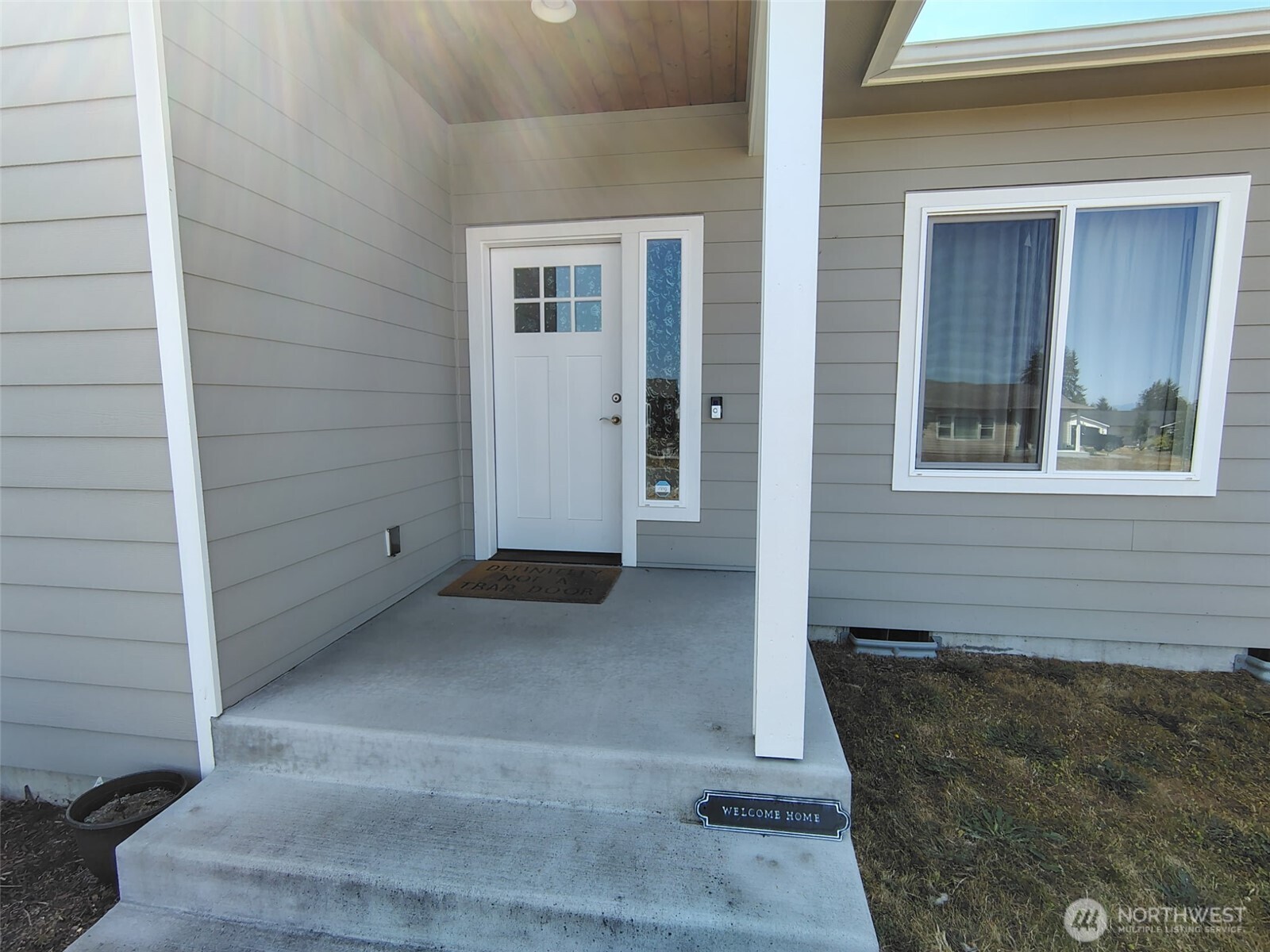 1428 Rook Dr