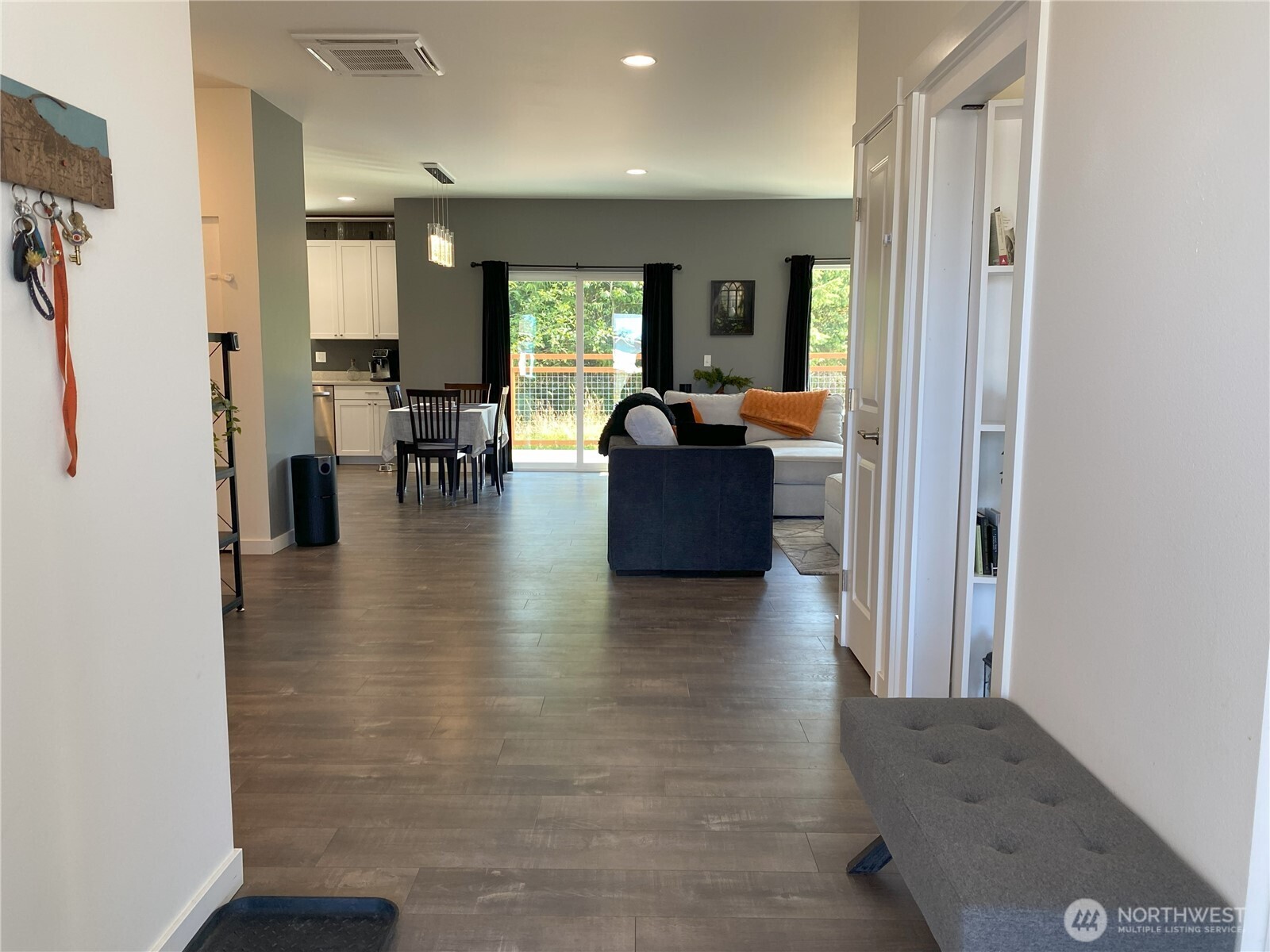 1428 Rook Dr