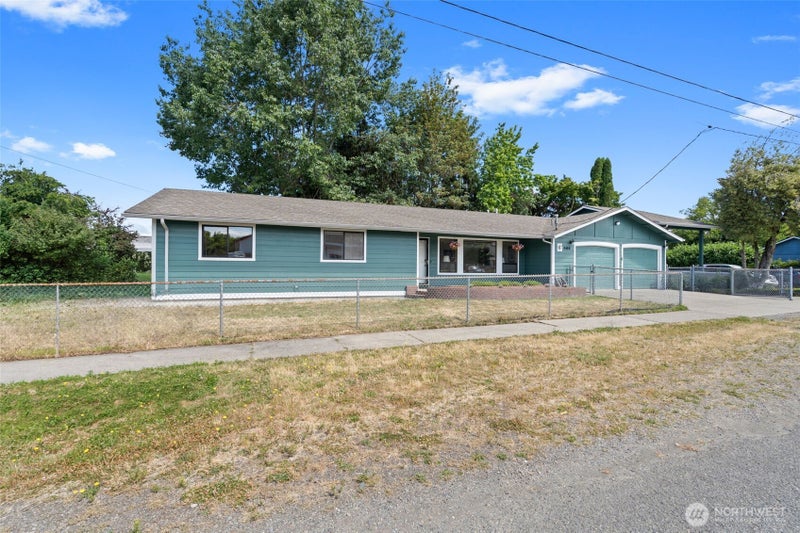 405 W 4th Street