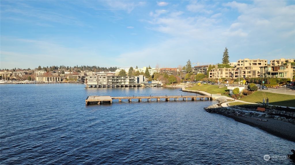 Photo of 733 Lake Street #208, Kirkland, WA 98033 (MLS # 2022935)