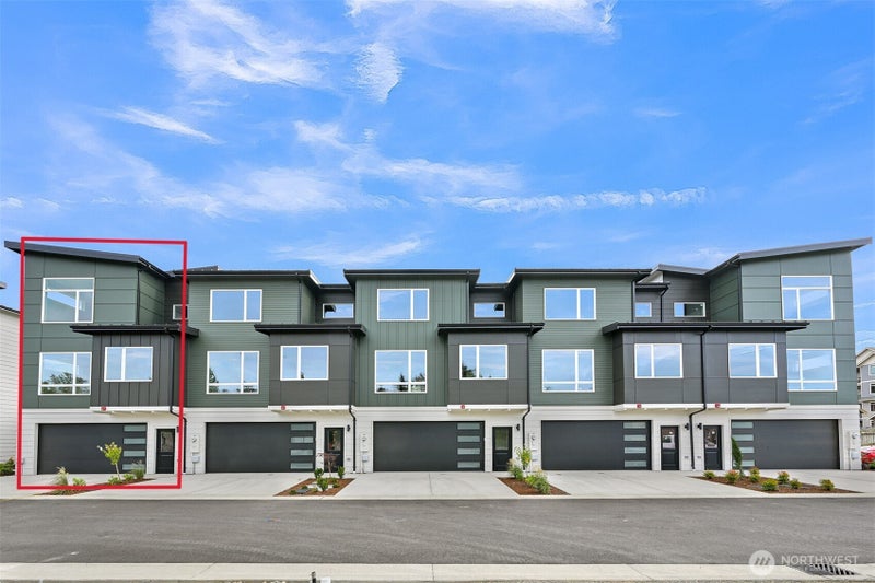 217 Prince Avenue 105