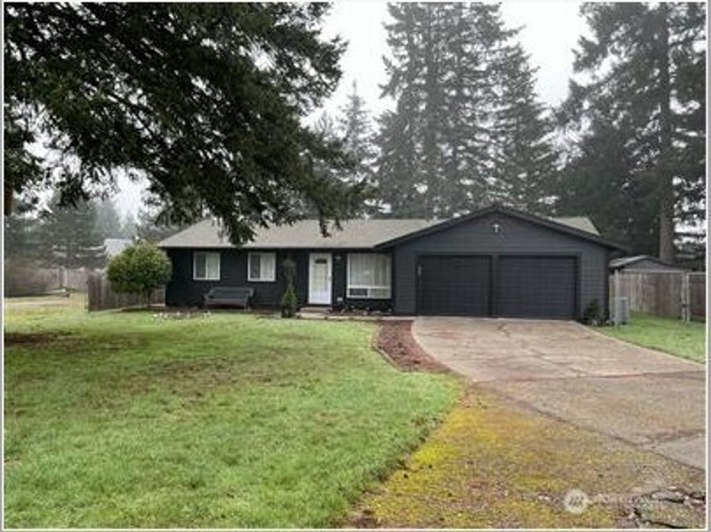 Photo of 17431 SE 267th Place, Covington, WA 98042 (MLS # 2488742)