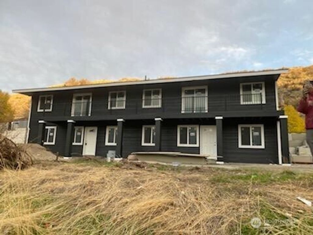 Photo of 59 Elmer City Access Road Rd, Coulee Dam, WA 99116 (MLS # 2461699)