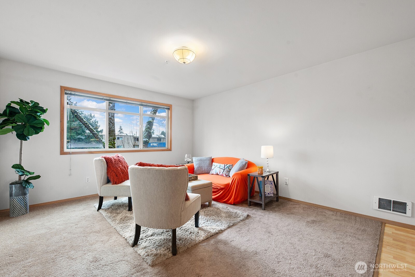 9517 35th Avenue NE 2A