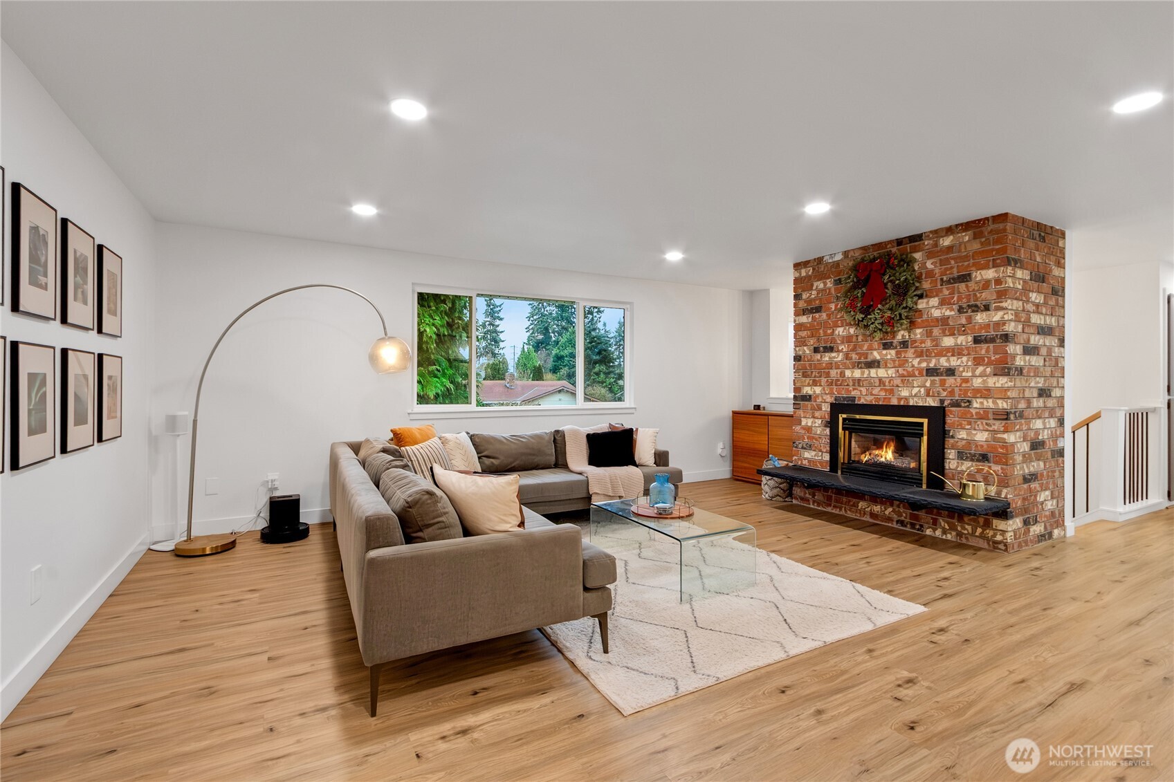 10622 98th Street SW