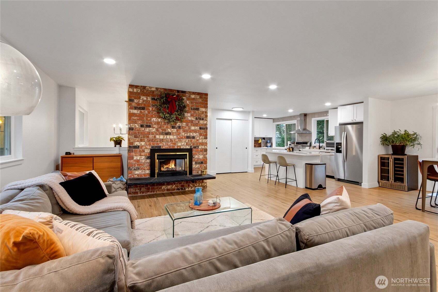 10622 98th Street SW