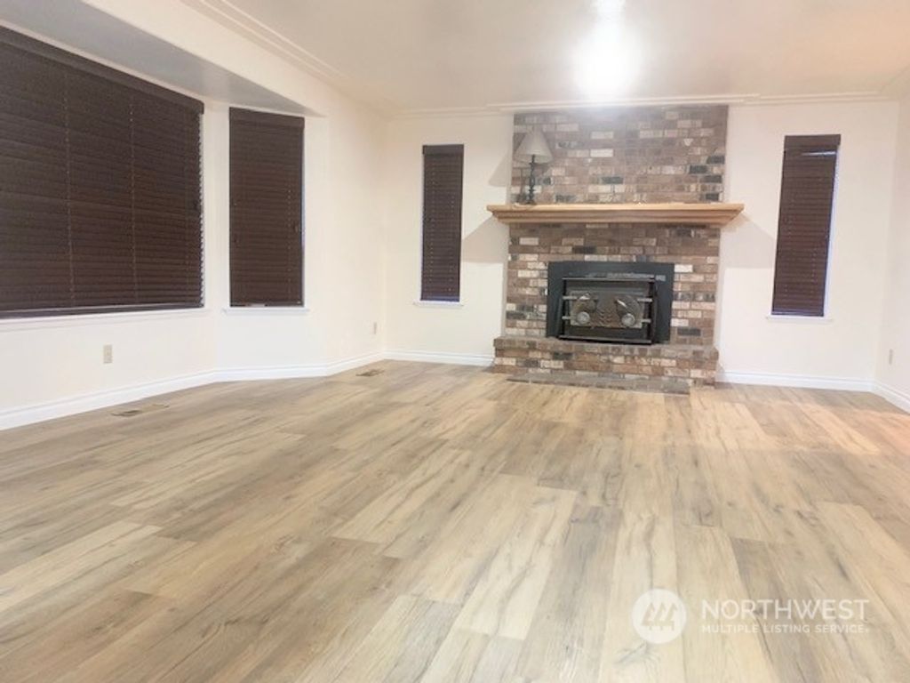 Photo of 2120 SW 309th Court, Federal Way, WA 98023 (MLS # 2020604)