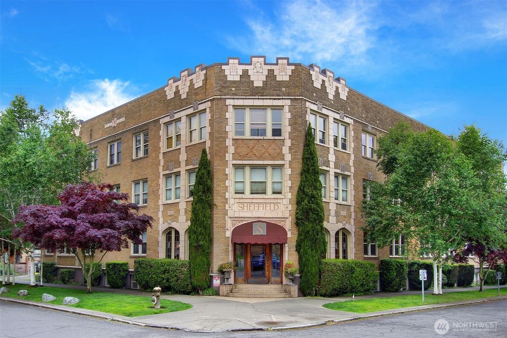 Photo of 200 17th Avenue E #302, Seattle, WA 98112 (MLS # 2374344)