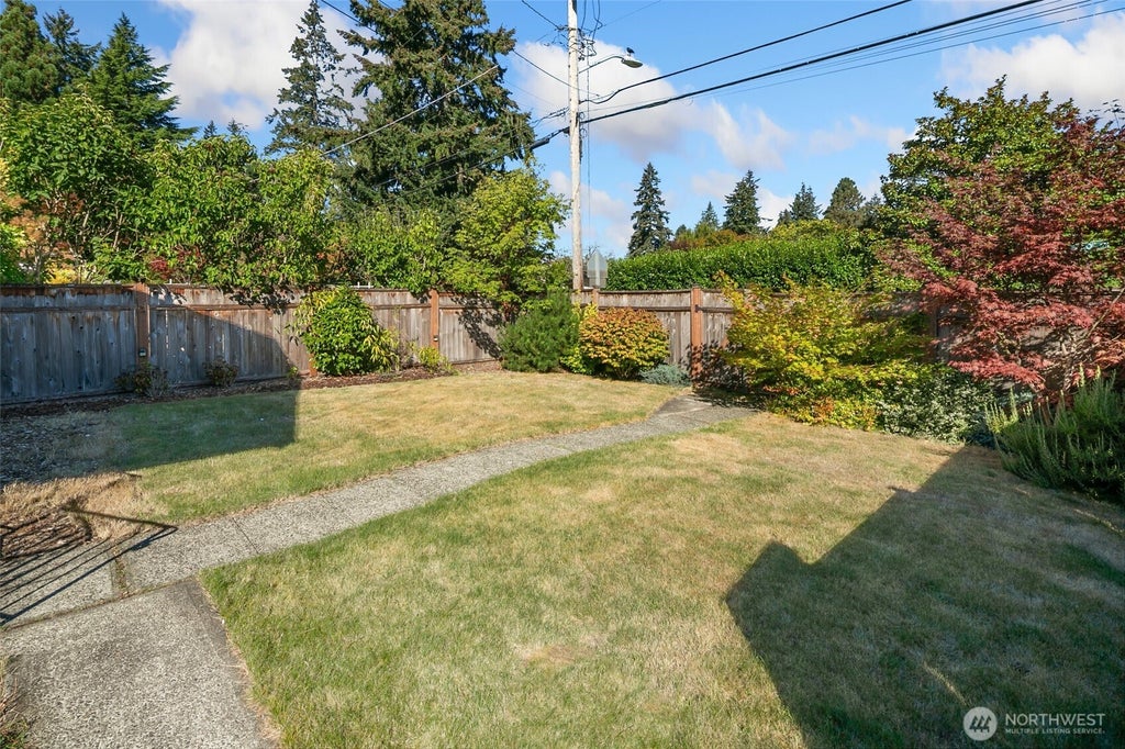 Photo of 2327 N 140th Street, Seattle, WA 98133 (MLS # 2575688)