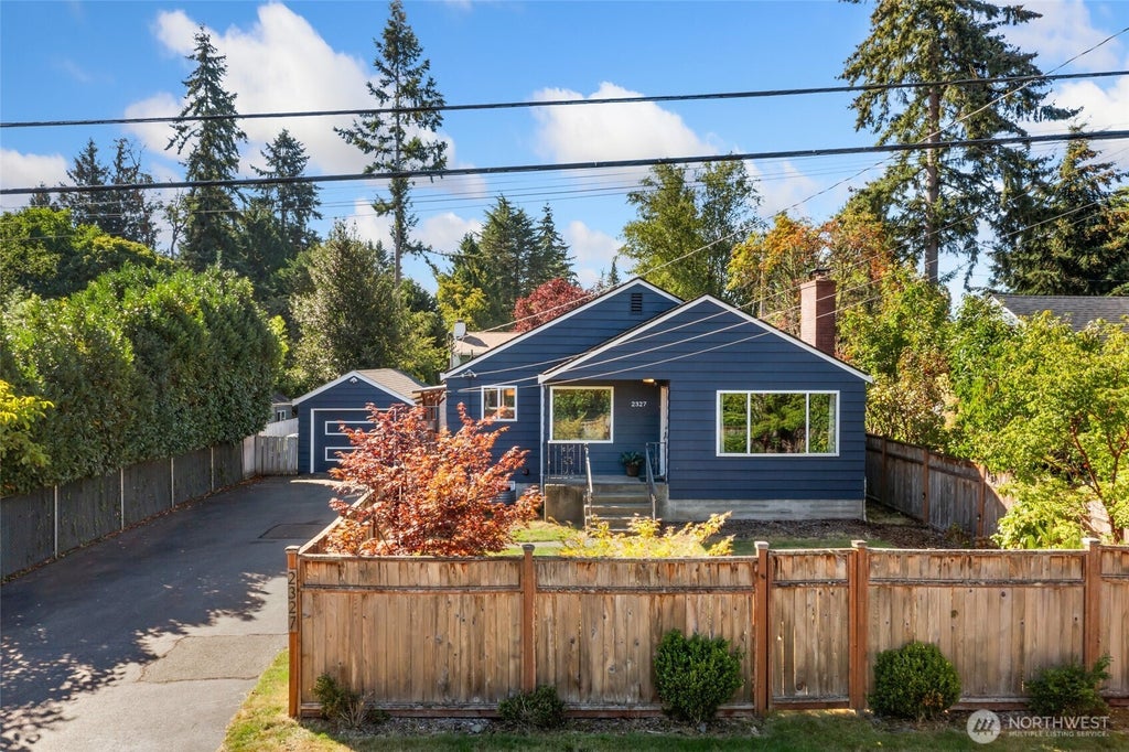 Photo of 2327 N 140th Street, Seattle, WA 98133 (MLS # 2575688)