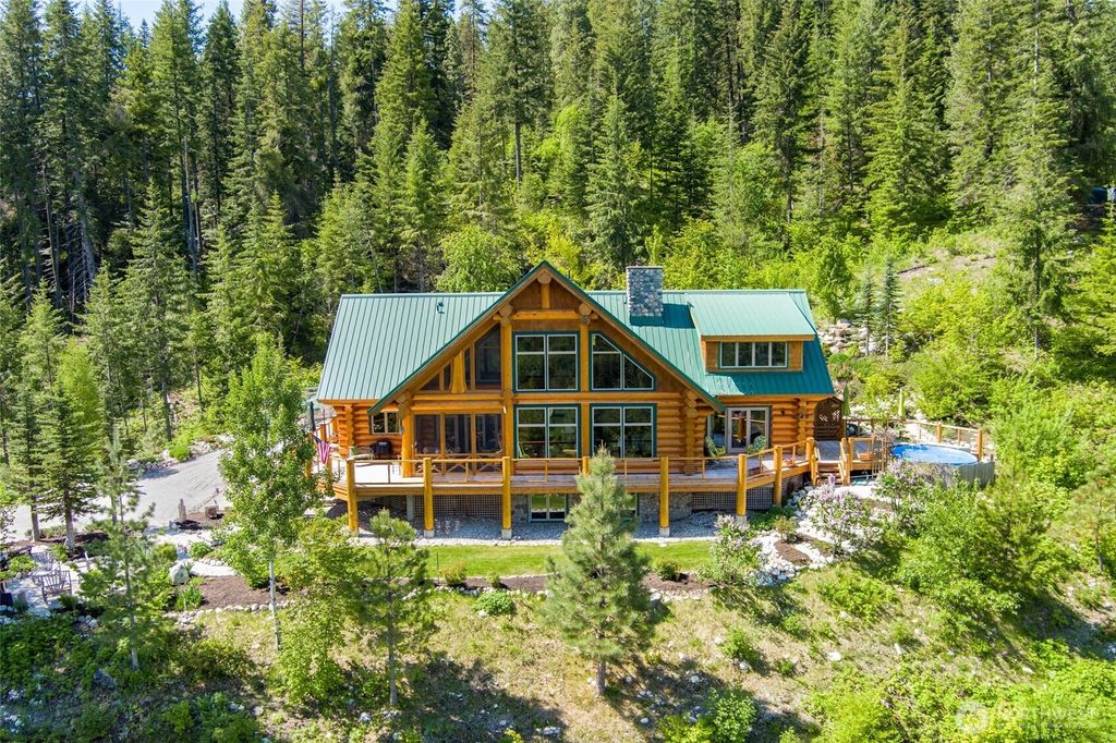 Photo of 11411 Shugart Flats Road, Leavenworth, WA 98826 (MLS # 2464858)
