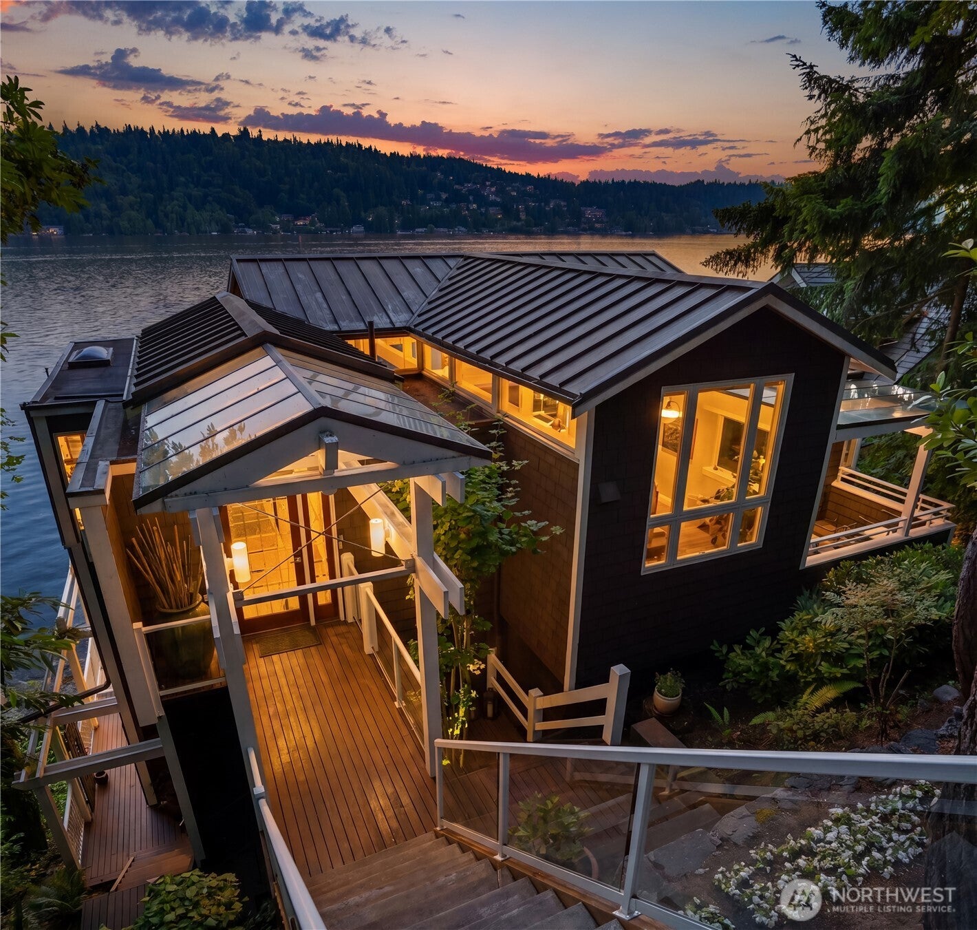 2240 W Lake Sammamish Pkwy NE