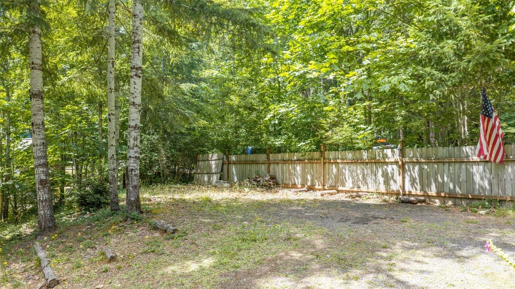 Photo of 620 N Duckabush Drive W, Hoodsport, WA 98548 (MLS # 2549736)