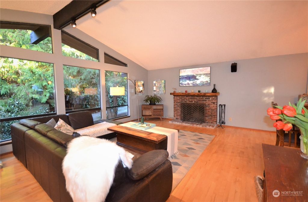 Photo of 12217 9th Avenue NW, Seattle, WA 98177 (MLS # 2028131)