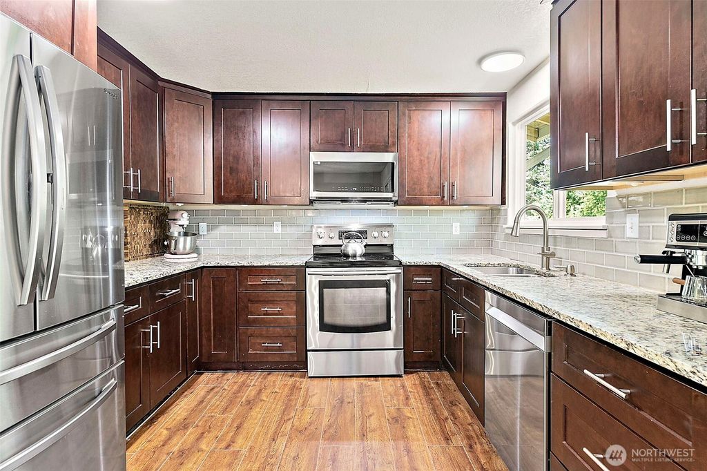 Photo of 23306 SE 264th Street, Maple Valley, WA 98038 (MLS # 2425229)