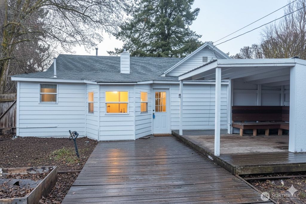 Photo of 311 W University Way, Ellensburg, WA 98926 (MLS # 2459975)