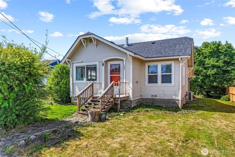 290 S Second St. Cathlamet WA 98612