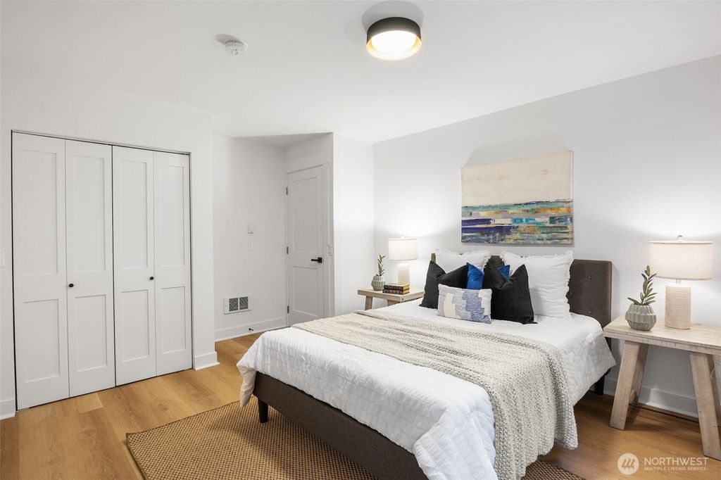 listing image 9363678692948514933