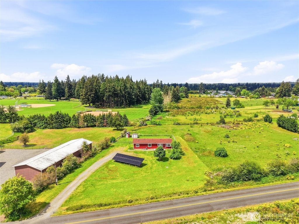 Photo of 16840 Flume Road SE, Yelm, WA 98597 (MLS # 2528187)