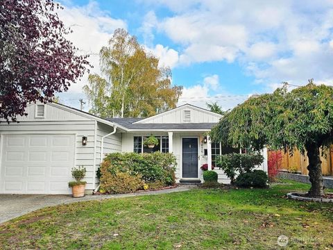 Photo of 4635 N Defiance Street, Tacoma, WA 98407 (MLS # 2453294)